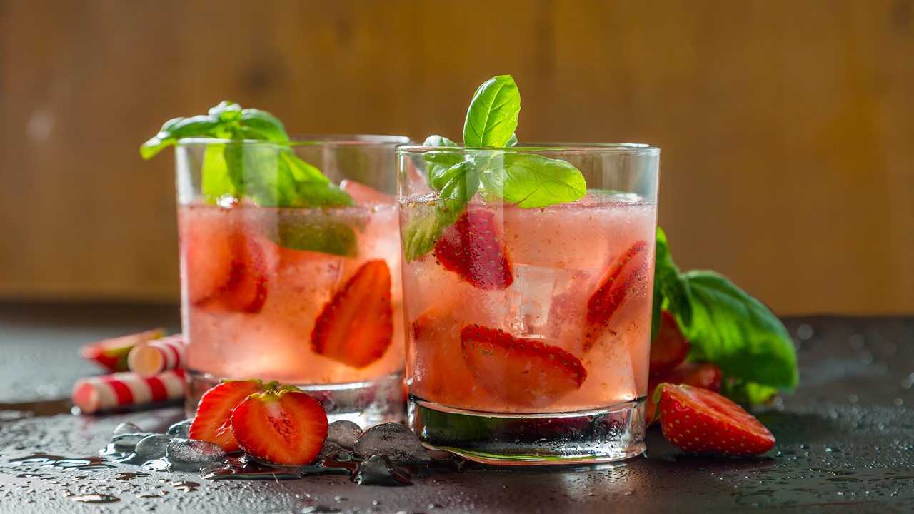Strawberry-Basil-Cocktail-