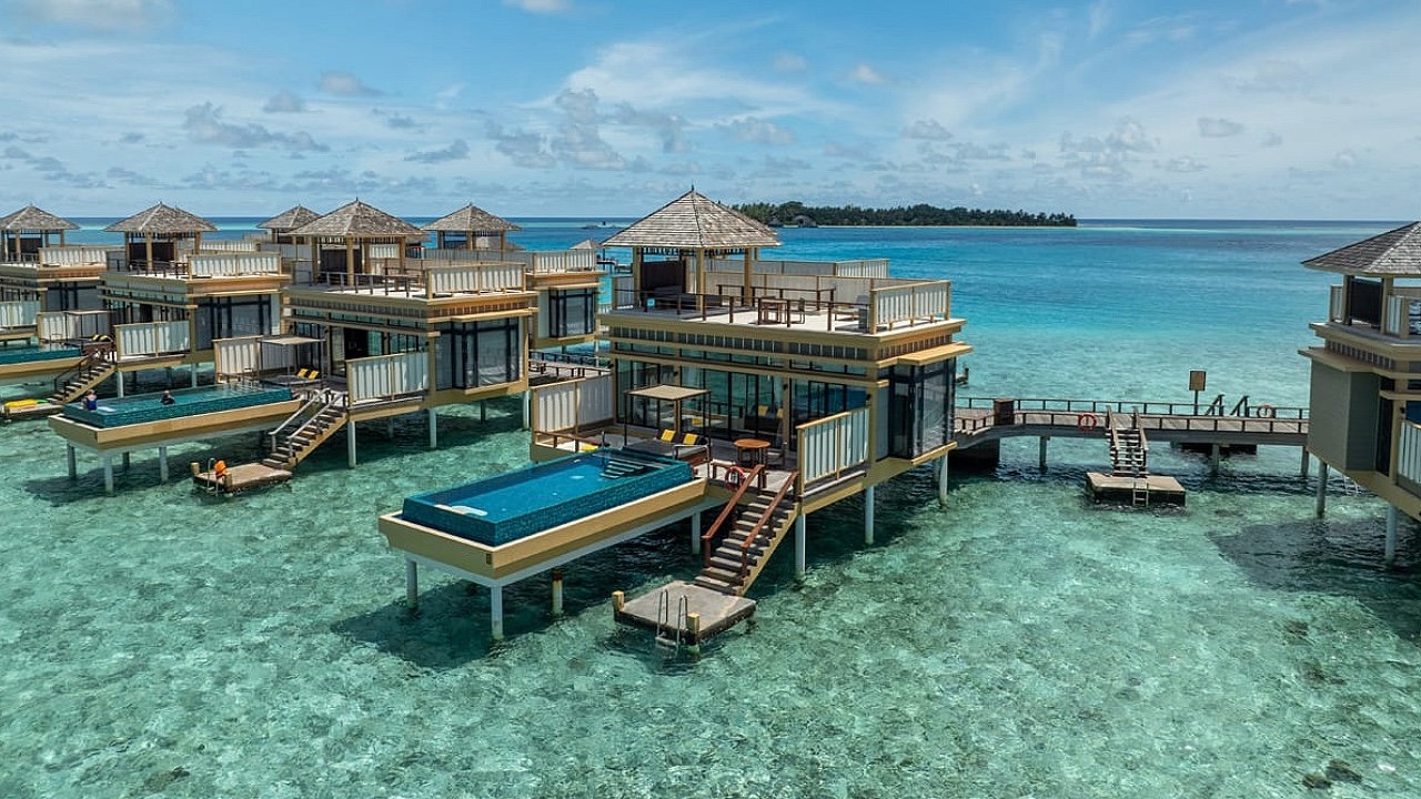 Angsana Velavaru Overwater Bungalows