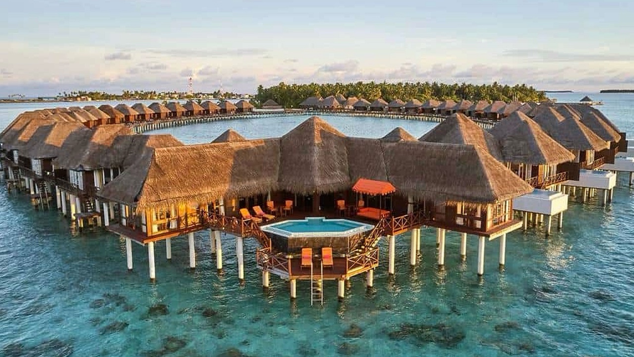 Sun Siyam Vilu Reef Overwater Bungalows