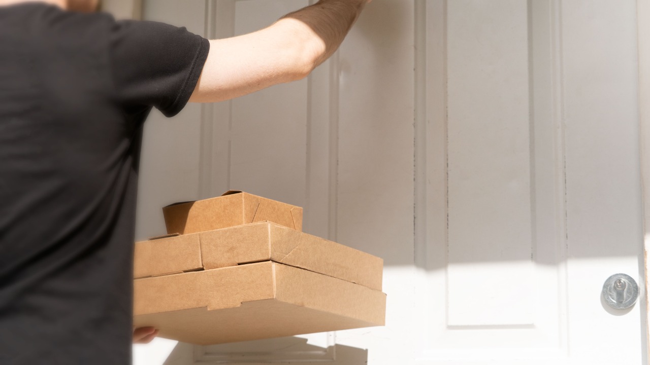 Image Credit: Meanwell Packaging - CC BY 2.0/Wiki Commons