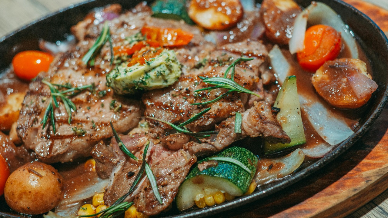 FOX ^.ᆽ.^= ∫/Pexels