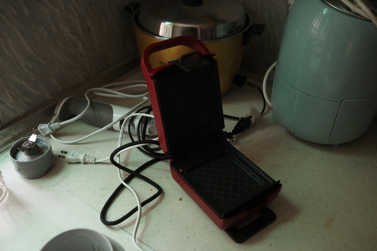 black and red laptop computer