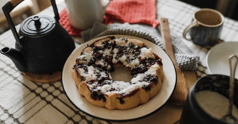 6 Classic Desserts No One Makes From Scratch Anymore