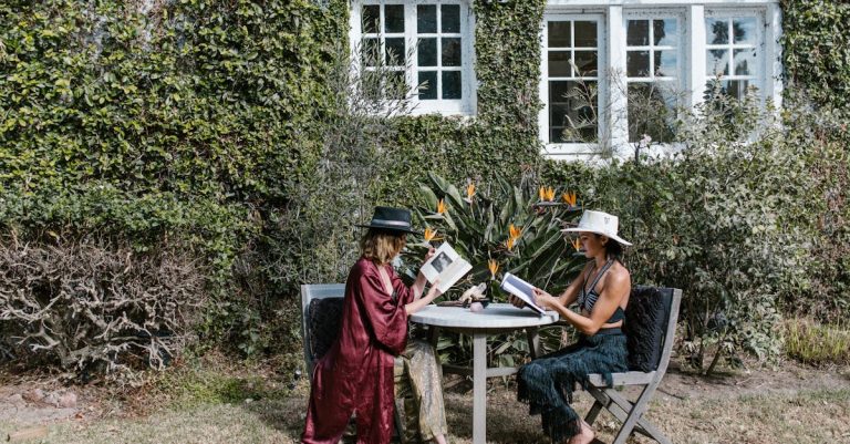 These 4 Zodiac Signs Are the Most Loyal Friends