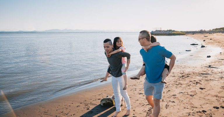 Why ’80s Dads Had It Easier (and Harder) Than Today’s Fathers