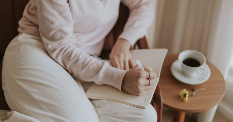 8 Habits That Make You Happier at Home