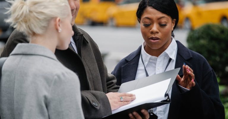 6 Signs People Don’t Actually Read the Headlines They Share