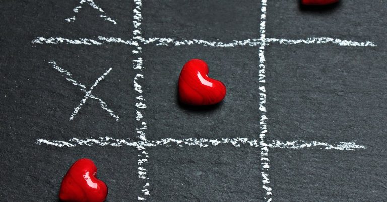 7 Zodiac Signs That Treat Every Relationship Like a Game