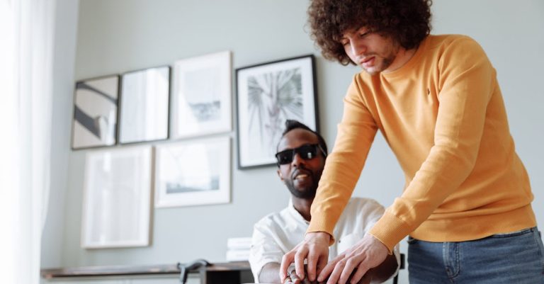 5 Things People Do in Friendships That Feel Like Betrayal