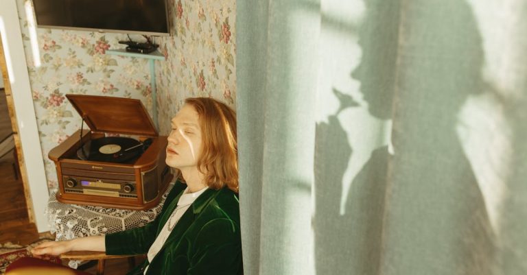 7 Retro Home Goods That Prove Nostalgia Pays