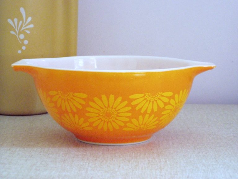 10 Old Containers You Should Finally Toss