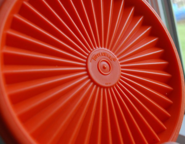 6 Vintage Tupperware Pieces Collectors Want Today