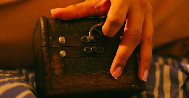 7 Valuable Antiques That Don’t Look Valuable at All