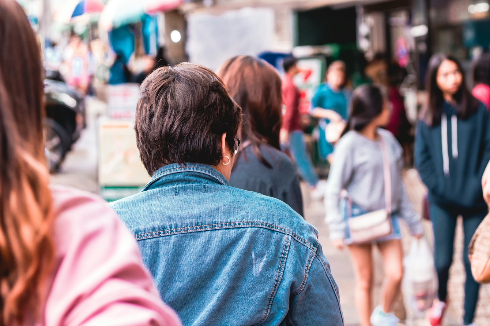 women's blue denim jeans