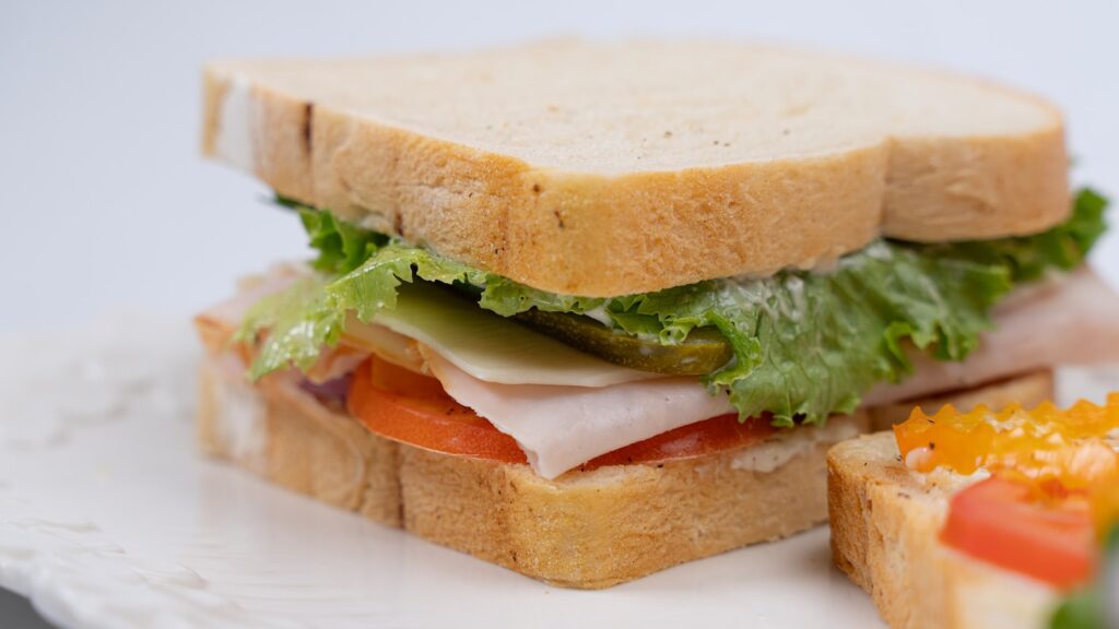 A delicious sandwich with fresh ingredients.
