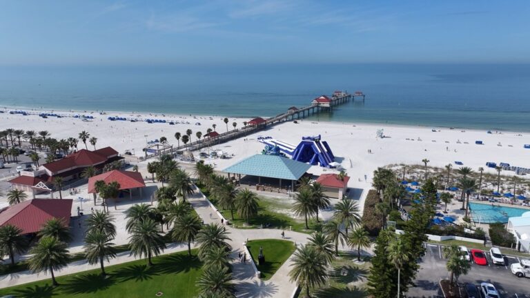 She Found Florida for Under $100 a Night and the Photos Look Like a Dream Resort