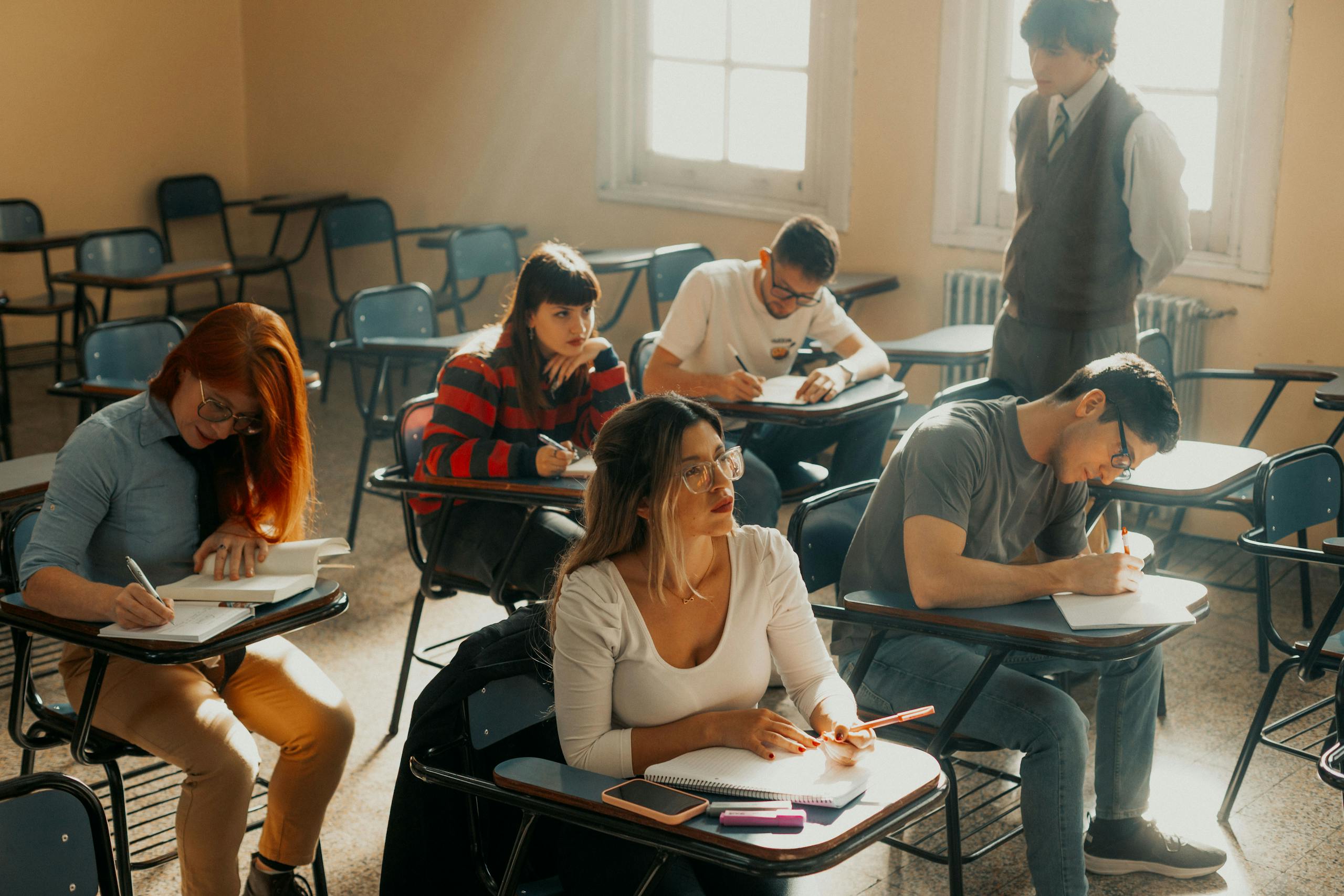 Group of university students engaged in a classroom session in Buenos Aires.