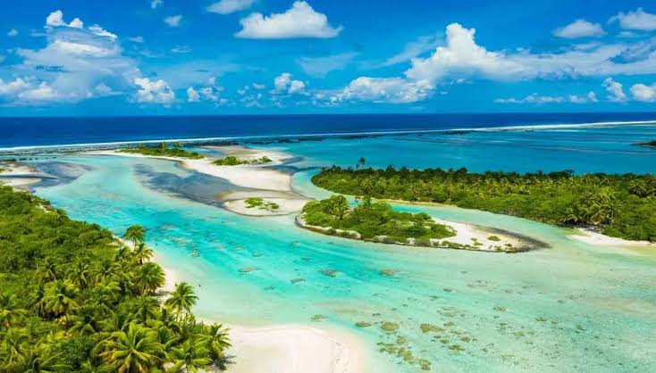 That Caribbean Storm Just Fizzled Out — But WestJet’s Rebooking Trick Still Works All Hurricane Season