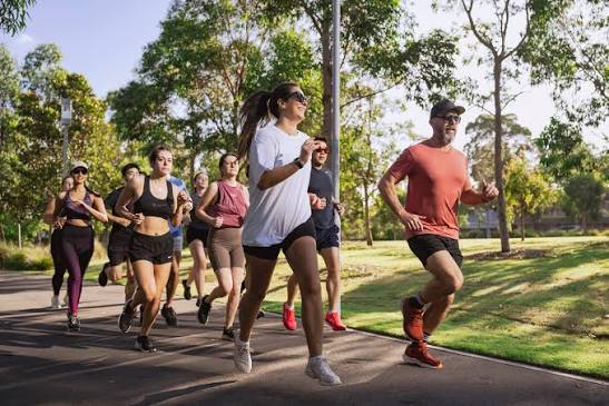 Singles Are Abandoning Dating Apps for Running Clubs in Growing Numbers, and the Data Suggests This Is Not a Passing Fitness Trend but an Entirely New Way People Are Finding Love