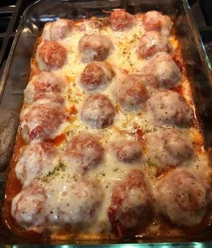 Southern Comfort Food Rarely Breaks Out of Its Own Regional Audience When It Hits Social Media, but One Home Cook’s Chicken Pot Bowl Recipe Just Went Viral with Everyone Everywhere